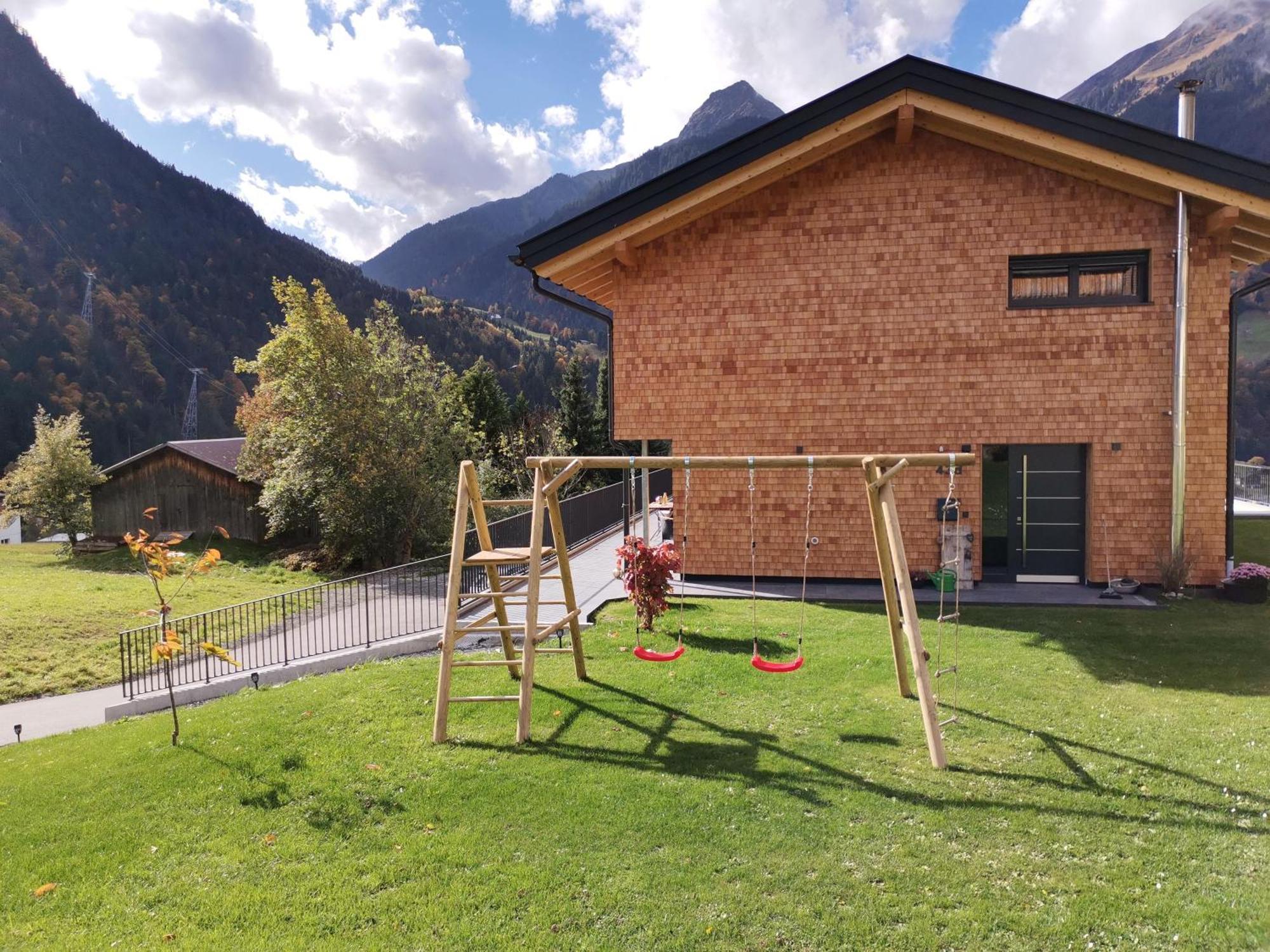 Apart Blasblei Sankt Gallenkirch Exterior photo